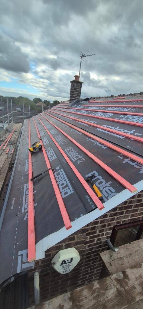 new roof with underlay and battens